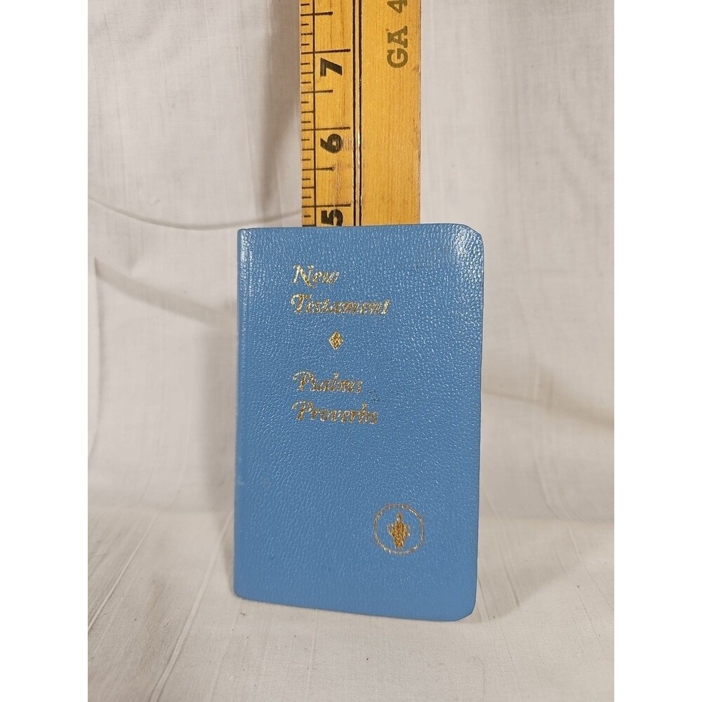 Vintage New Testament Pslams Proverbs Bible Gideons International 4.5"
